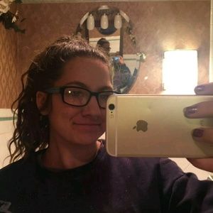 Meet your Posher, Ami